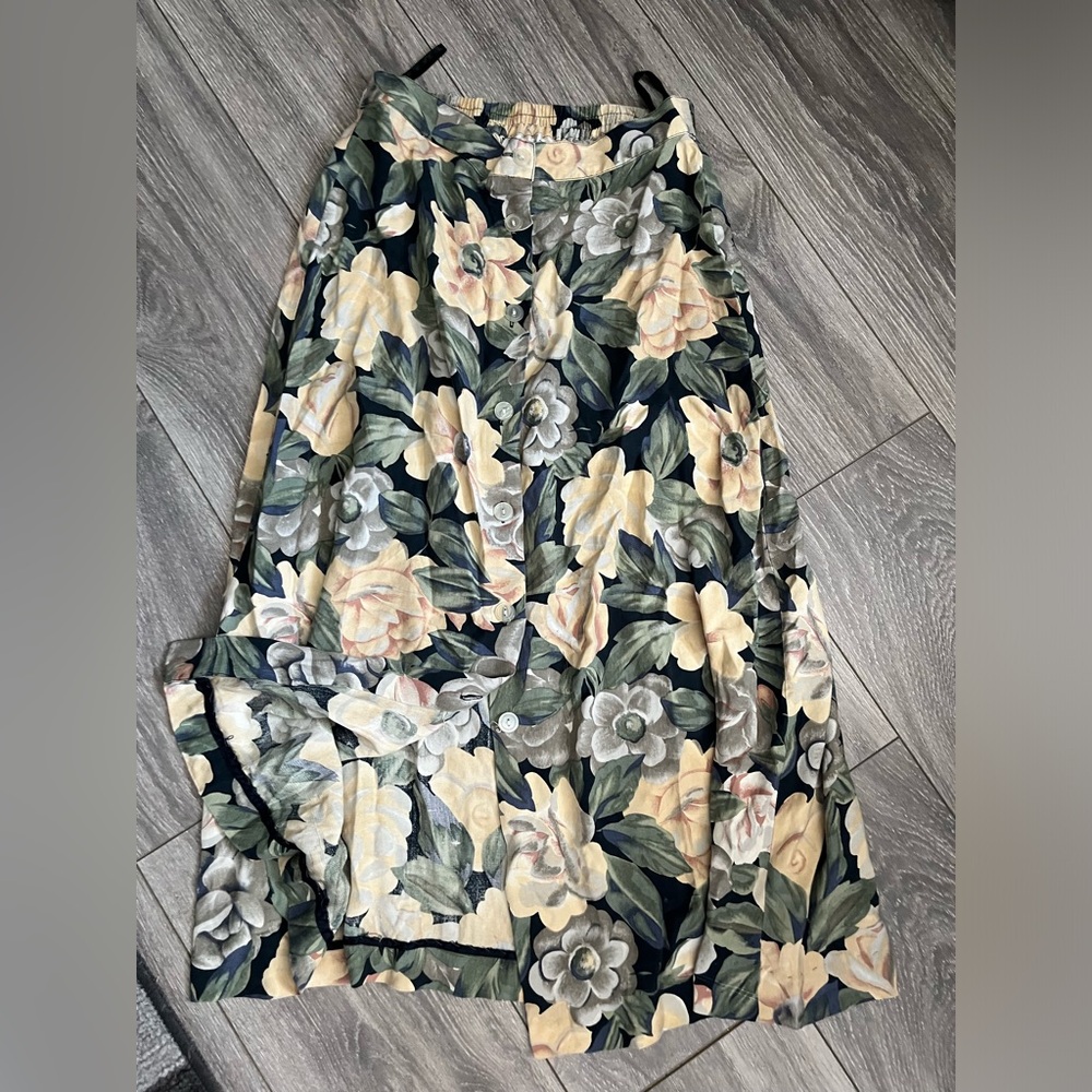 Floral skirt